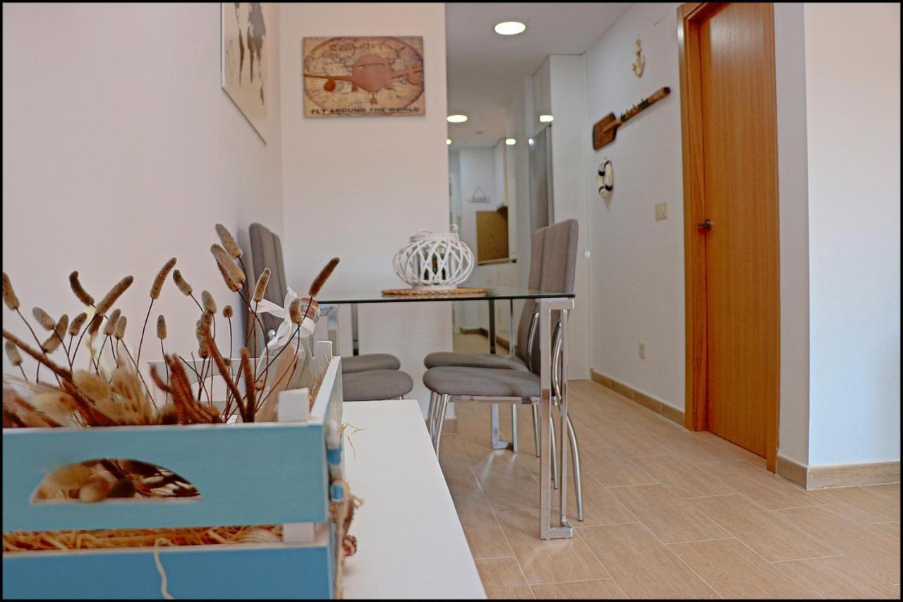 شقة طريفة  في Apartamento Lances, Con Piscina Comunitaria المظهر الخارجي الصورة