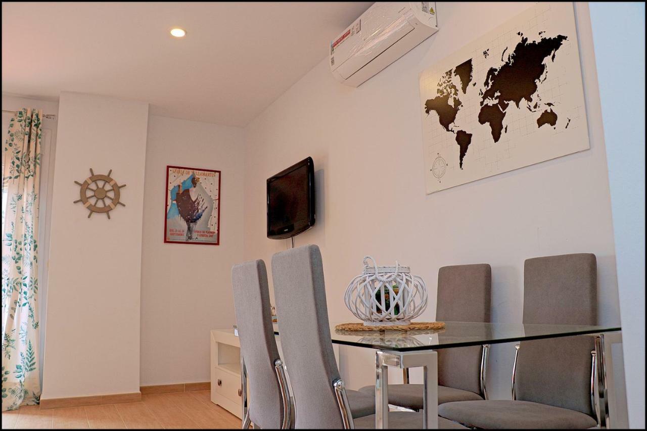 شقة طريفة  في Apartamento Lances, Con Piscina Comunitaria المظهر الخارجي الصورة