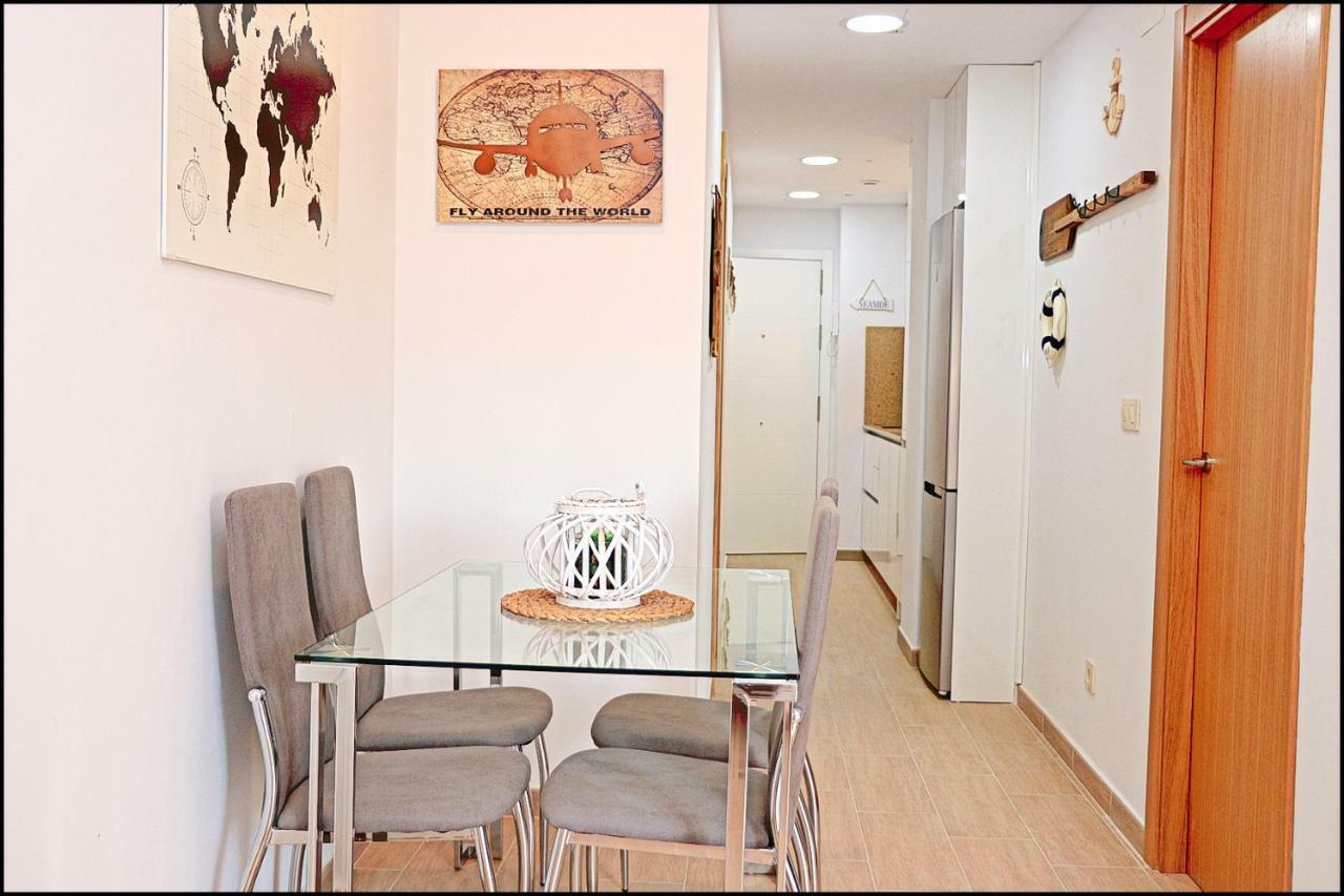 شقة طريفة  في Apartamento Lances, Con Piscina Comunitaria المظهر الخارجي الصورة